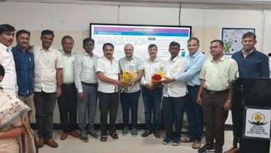 Photo of कामारीचे भूमिपुत्र प्रा. संदीपकुमार मारोतराव देवराये यांना स्वारातीम विद्यापीठाकडून पीएच.डी. प्रदान.